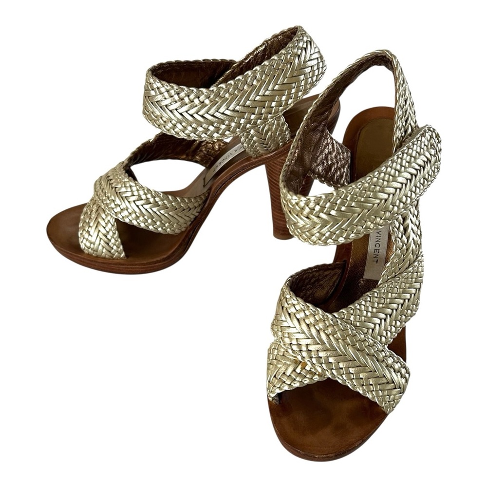 Cynthia Vincent Sandals Gold Woven Wooden Heels 7 Braided Leather Metallic